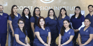 equipo de optometristas y cuidado visual