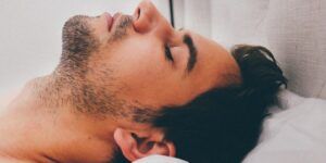 posiciones para dormir despues de lasik